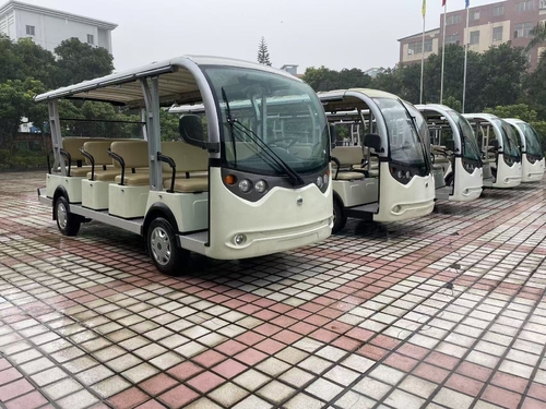 Últimas noticias de la empresa sobre Autobuses de transporte turístico: navegar por grandes parques con facilidad