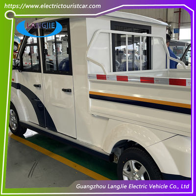 Un buen precio. Coche eléctrico de 5 asientos con lámpara de alarma para la calle de la ciudad en línea