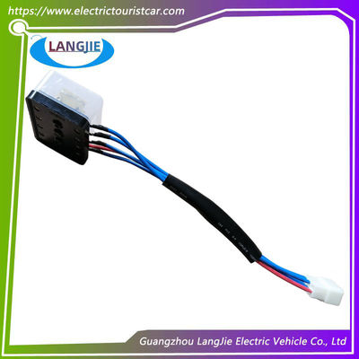 Un buen precio. El soporte de fusible tipo perno de LVTONG es adecuado para vehículos eléctricos de turismo en línea